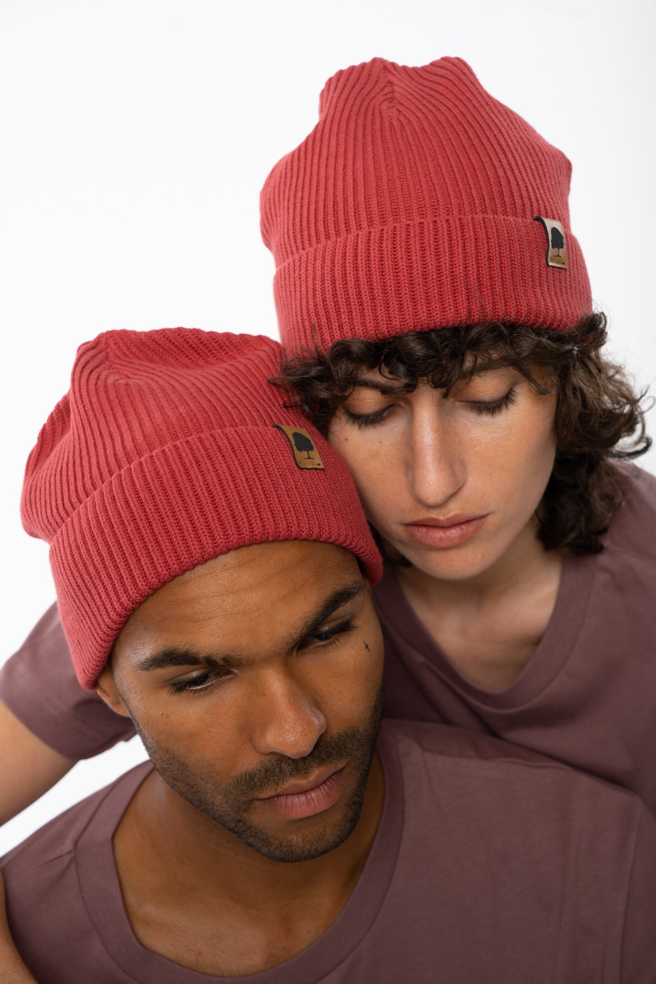 STAU771-fisherman-beanie-aus-bio-baumwolle-fair-Red-Earth-Detail