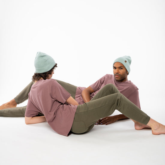 STBM569-jogginghose-aus-bio-baumwolle-oeko-mode-online-unisex-Khaki-Vorne