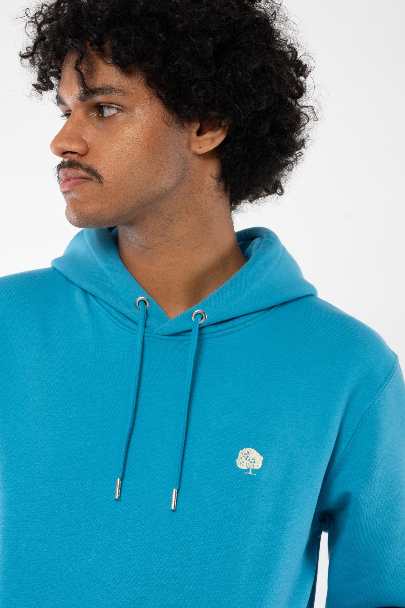 STSU822-standard-hoodie-aus-bio-baumwolle-oeko-fashion-Atlantic-Blue-Detail