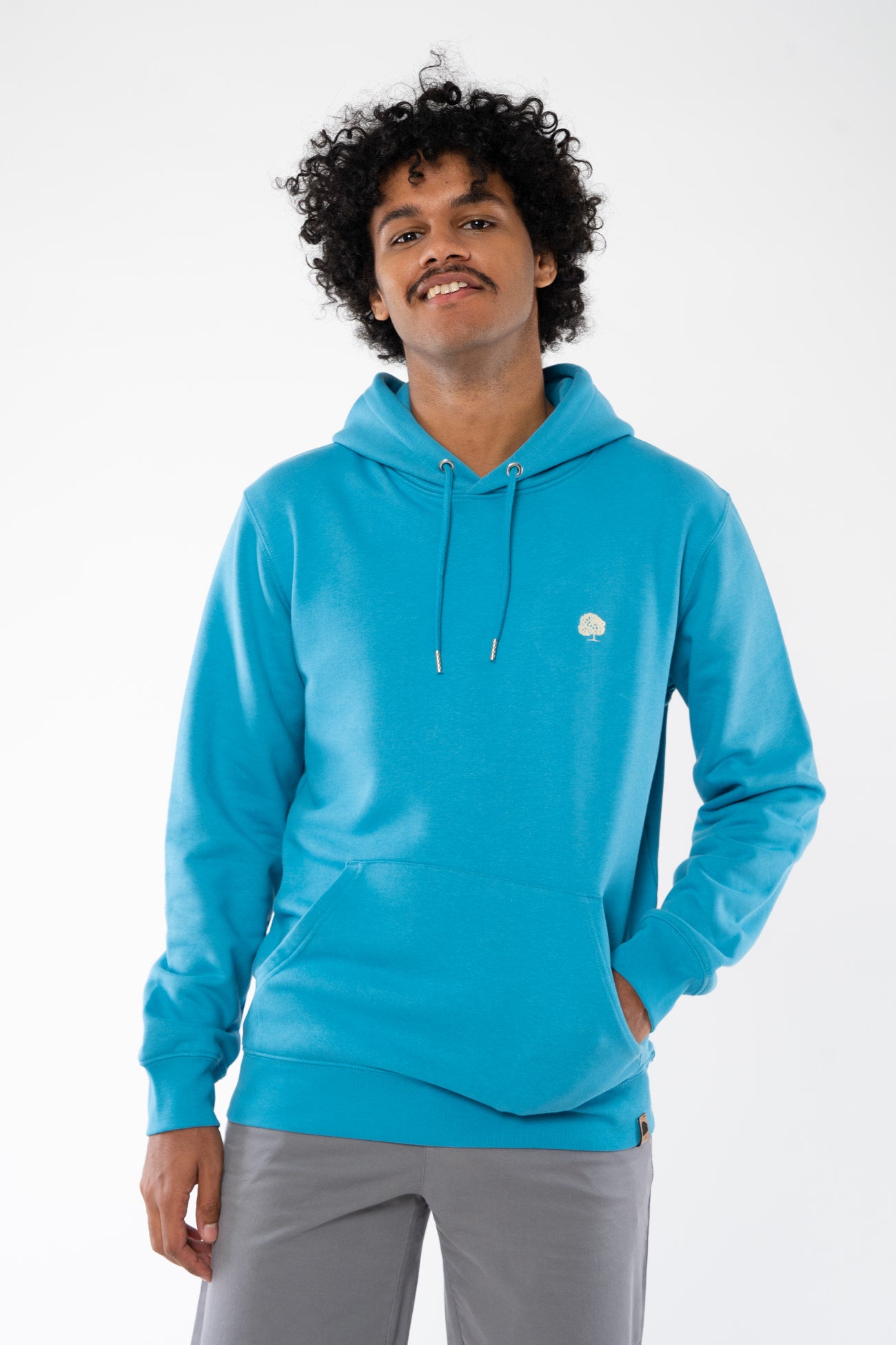 STSU822-standard-hoodie-aus-bio-baumwolle-oeko-fashion-Atlantic-Blue-Full