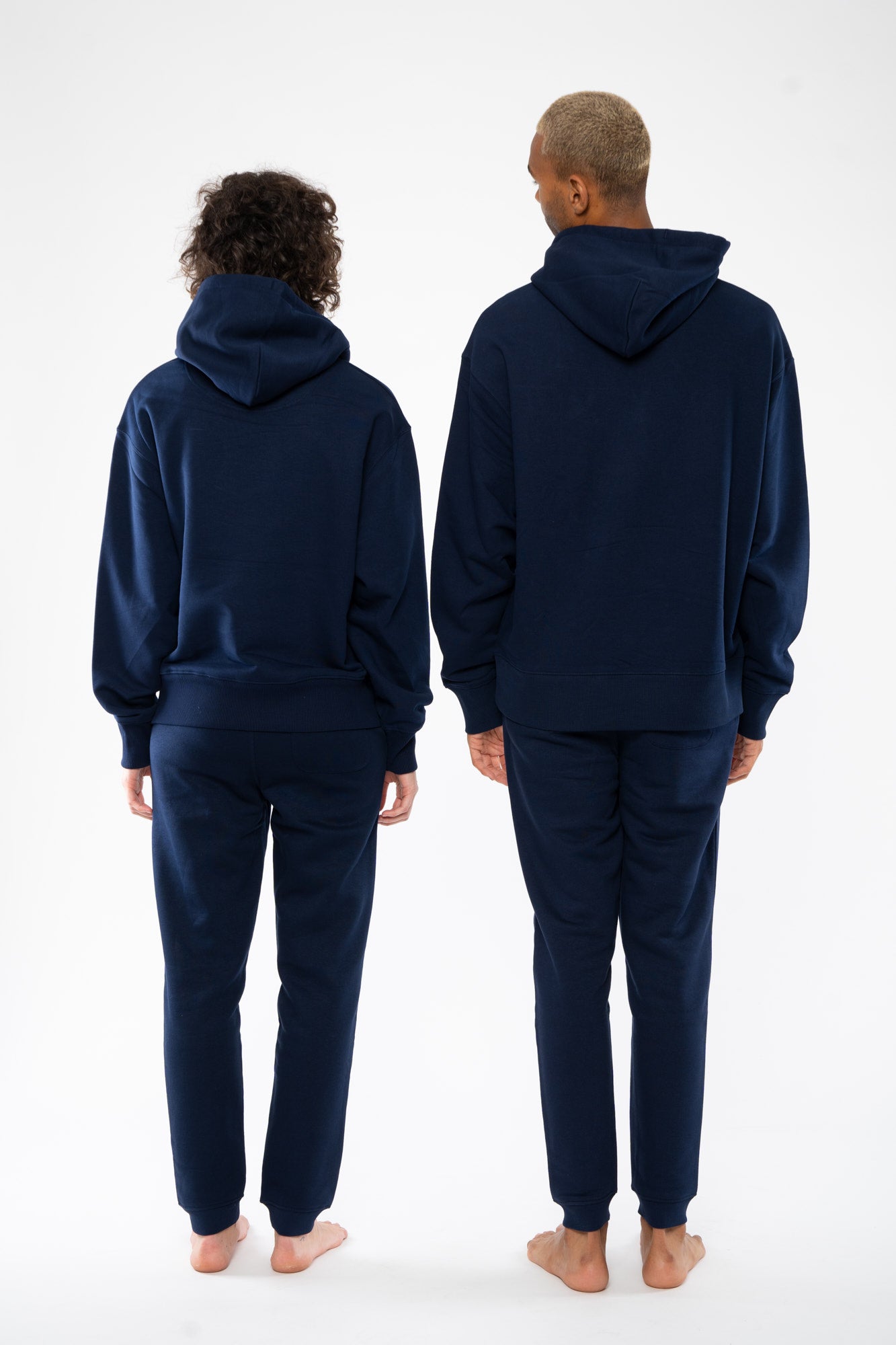 STSU856-boxy-hoodie-aus-bio-baumwolle-bio-baumwolle-kleidung-unisex-French-Navy-Hinten