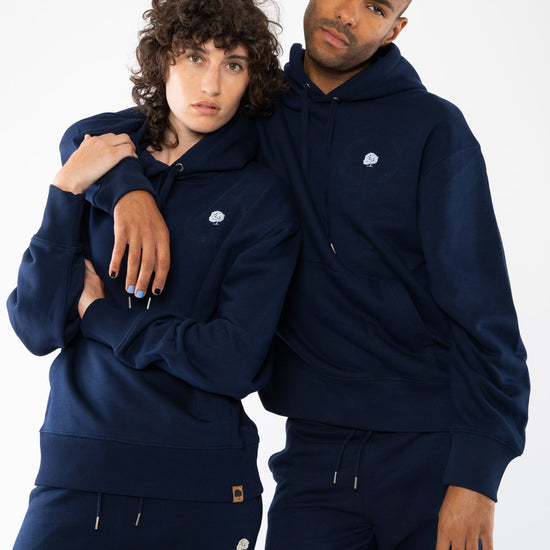 STSU856-boxy-hoodie-aus-bio-baumwolle-bio-baumwolle-kleidung-unisex-French-Navy-detail