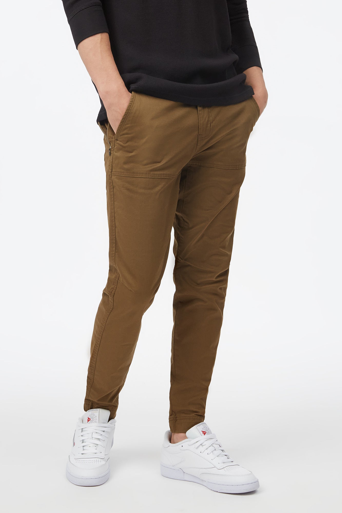 TCM2314-uniform-green-twill-everywhere-jogger-aus-bio-baumwolle-fair-produzierte-mode-herren-detail