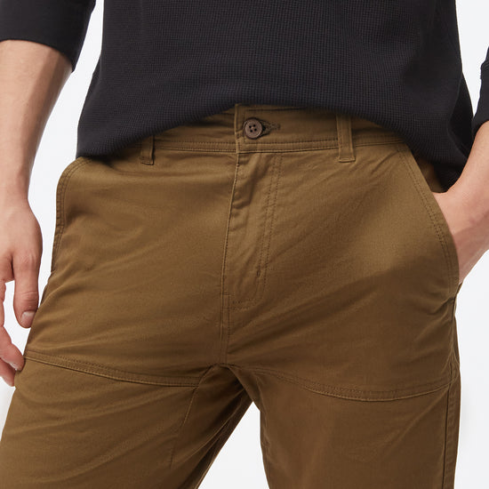 TCM2314-uniform-green-twill-everywhere-jogger-aus-bio-baumwolle-fair-produzierte-mode-herren-front