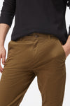 TCM2314-uniform-green-twill-everywhere-jogger-aus-bio-baumwolle-fair-produzierte-mode-herren-front