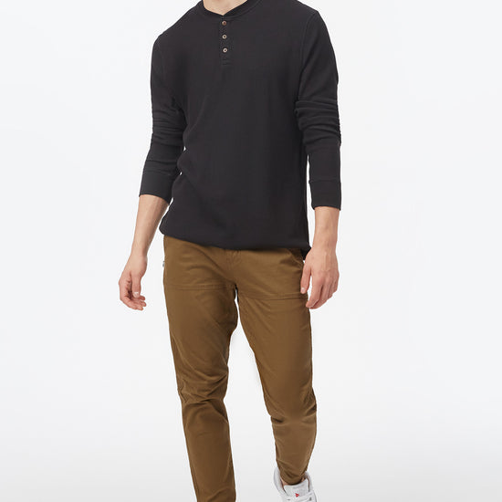 TCM2314-uniform-green-twill-everywhere-jogger-aus-bio-baumwolle-fair-produzierte-mode-herren-full
