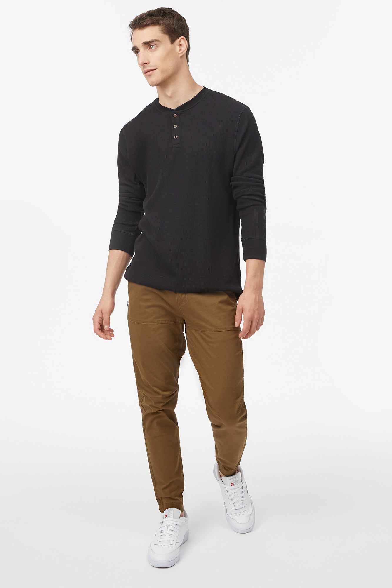 TCM2314-uniform-green-twill-everywhere-jogger-aus-bio-baumwolle-fair-produzierte-mode-herren-full