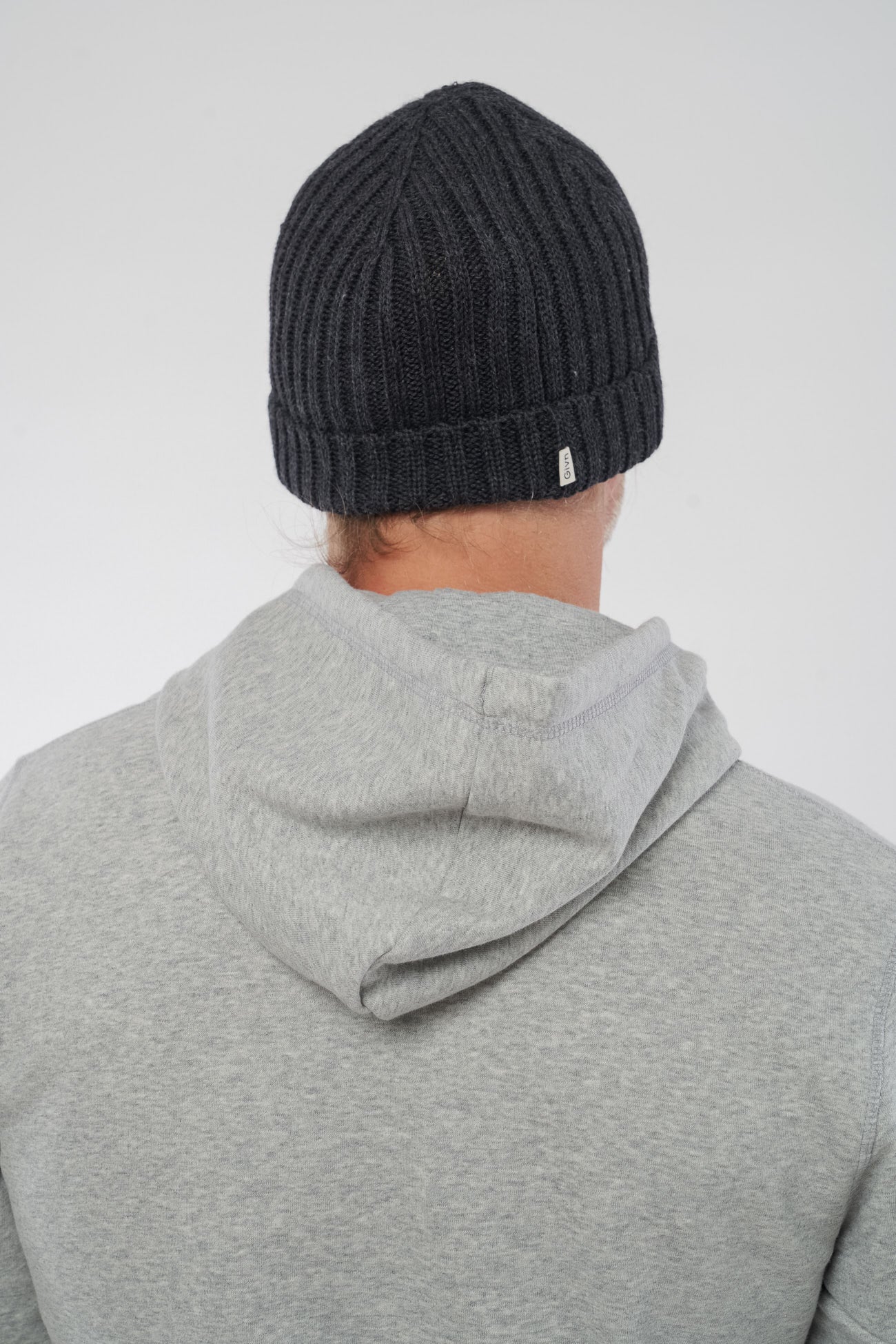 U-GB1310-Emmo-Muetze-Wolle-aus-Bio-Baumwolle-Oeko-Klamotten-Frauen-GEKKA-Dark-Grey-Wool-Hinten