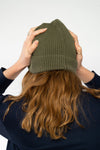 U-STAU771-Fisherman-Beanie-aus-Bio-Baumwolle-Fair-Produzierte-Kleidung-Unisex-MAREKKA-Khaki-Hinten