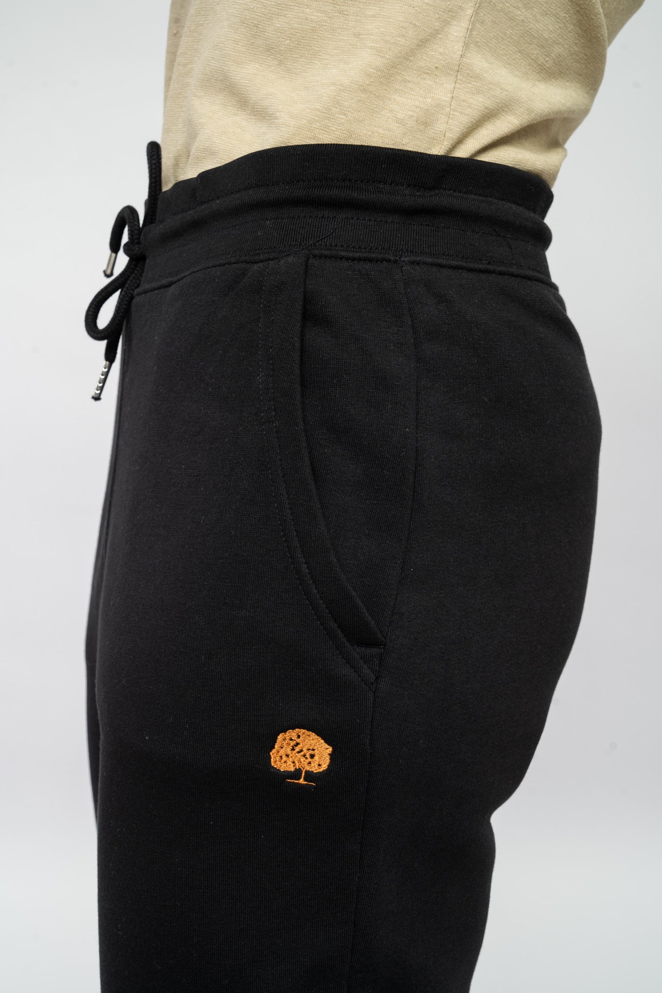 U-STBM569-Black-side