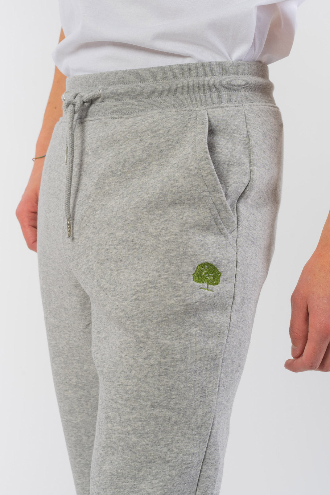 U-STBM569-Jogginghose-aus-Bio-Baumwolle-Oeko-Mode-Online-Unisex-OVIDIUS-Heather-Grey-Vorne3