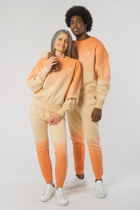 U-STBM570-Dip-Dye-Jogginghose-aus-Bio-Baumwolle-Bio-Mode-Online-Unisex-ZUHAL-Dip-Dye-MushroomBarley-Vorne2