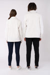 U-STJU845-unisex-overshirt-aus-recyceltem-polyester-faire-kleidung-Vorne-White1