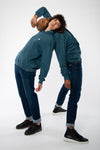 U-STSU797-Oversized-Boxy-Hoodie-aus-Bio-Baumwolle-Faire-Trade-Kleidung-PONDELEY-Stargazer-Vorne2