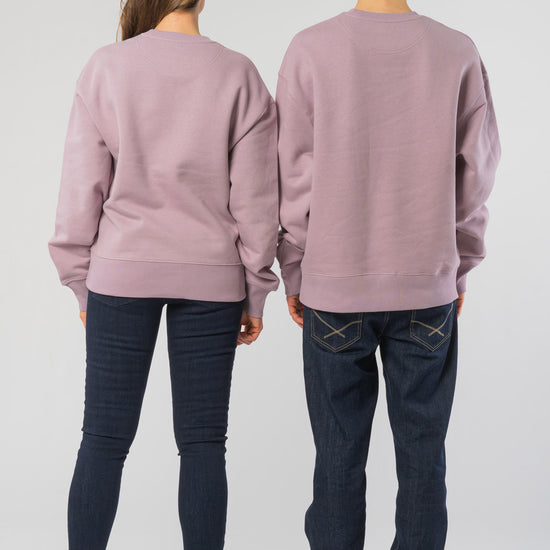 U-STSU857-Boxy-Sweatshirt-aus-Bio-Baumwolle-Fair-Produzierte-Mode-Unisex-NALU-Lilac-Petal-Vorne1