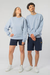 U-STSU857-Boxy-Sweatshirt-aus-Bio-Baumwolle-Fair-Produzierte-Mode-Unisex-NALU-Serene-Blue-Vorne3