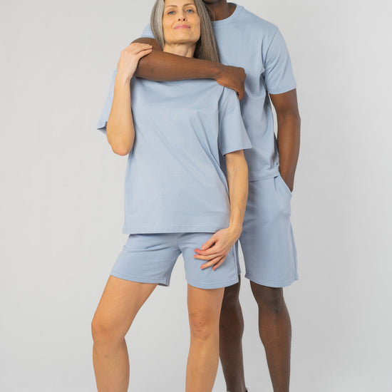 U-STTU759-Boxy-T-Shirt-aus-Bio-Baumwolle-Fair-Trade-T-Shirt-Unisex-GIANG-Serene-Blue-Vorne1