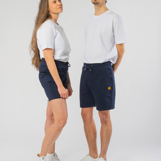 U-STTU759-Boxy-T-Shirt-aus-Bio-Baumwolle-Fair-Trade-T-Shirt-Unisex-GIANG-White-Vorne4