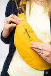 U-mw-500-610-MELA-Bauchtasche-aus-Bio-Baumwolle-Bio-Mode-Herren-LOBOA-Sunflower-Vorne