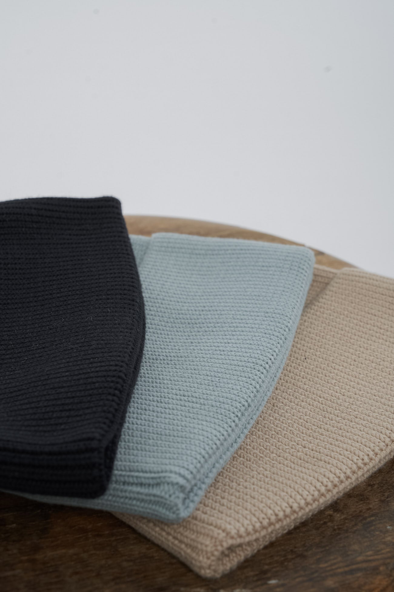 U-mw-590-301-KALI-Strickmuetze-aus-Bio-Baumwolle-Online-Mode-Kaufen-Frauen-LICAP-Detail
