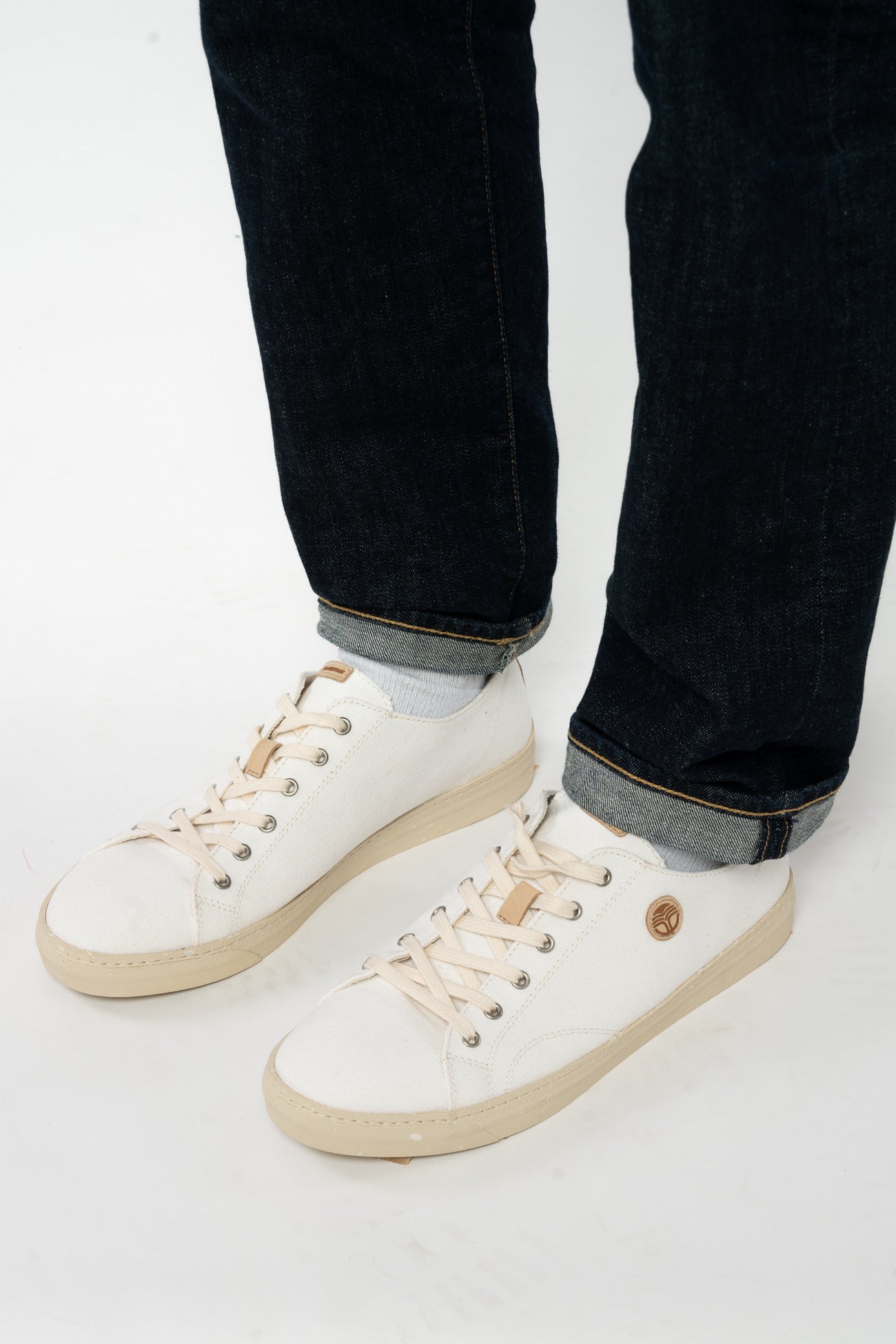 W-1-1-LIFE-Laessige-Sommer-Schuhe-aus-Recycelte-Materialien-Fairtrade-Online-Shop-Frauen-LIFE-Sabia-Vorne4