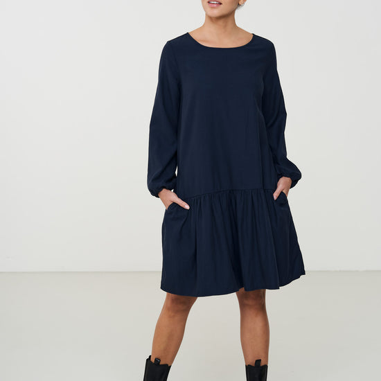 W-105013-NEPETA-Webkleid-aus-Tencel-Mode-Onlineshop-VALPARES-Dark-Navy-Vorne1