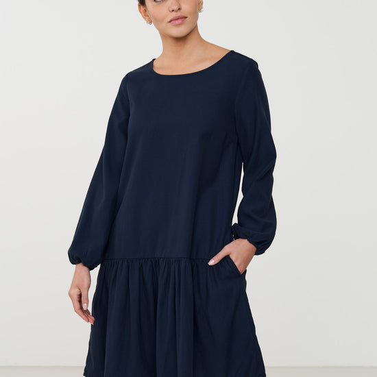 W-105013-NEPETA-Webkleid-aus-Tencel-Mode-Onlineshop-VALPARES-Dark-Navy-Vorne2