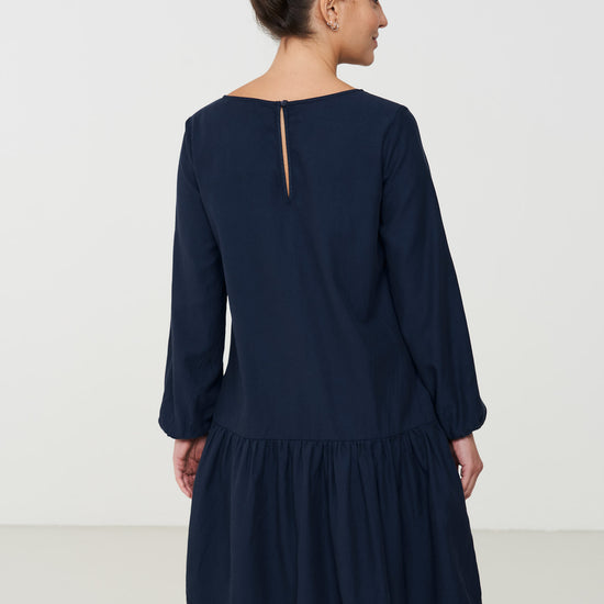 W-105013-NEPETA-Webkleid-aus-Tencel-Mode-Onlineshop-VALPARES-Dark-Navy-Vorne3