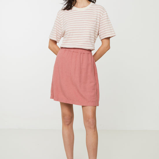 W-105032-ZEDOARY-Rock-aus-ECOVERO-Online-Shop-Mode-GONDOLEO-Ash-Rose-Vorne1