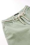 W-106008-ERICA-Hose-aus-Bio-Baumwolle-Kleidung-Fair-Trade-Bio-Frauen-JOINA-Leaf-Green-Vorne-detail_01