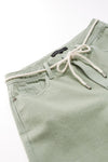 W-106008-ERICA-Hose-aus-Bio-Baumwolle-Kleidung-Fair-Trade-Bio-Frauen-JOINA-Leaf-Green-Vorne-detail_01