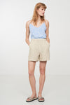 W-106027-FIR-Shorts-aus-ECOVERO-Online-Mode-Shop-BENKK-Oat-Milk-Vorne1