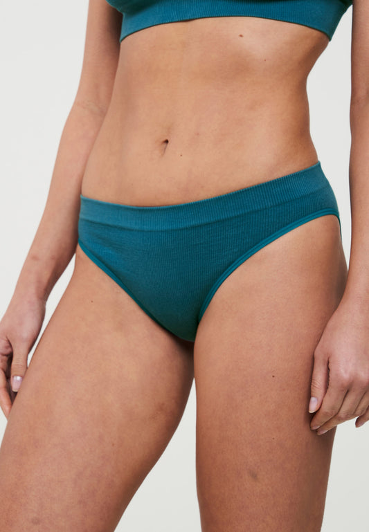 W-108003-WILLOW-Slip-aus-Bio-Baumwolle-Kleidung-Fair-Produziert-AURONELL-Petrol-Blue-Vorne2