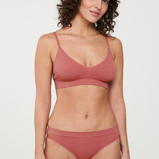 W-108003-WILLOW-Slip-aus-Bio-Baumwolle-Kleidung-Fair-Produziert-AURONELL-Rasberry-Cream-Vorne1