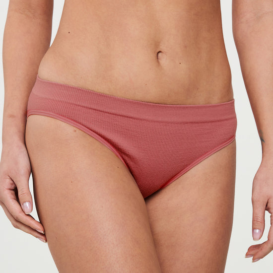 W-108003-WILLOW-Slip-aus-Bio-Baumwolle-Kleidung-Fair-Produziert-AURONELL-Rasberry-Cream-Vorne2