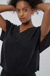 W-113092-Ruby-Tencel-Wide-Cut-Blouse-aus-TENCEL-Faire-Trade-Unisex-ZODEO-Black-Vorne