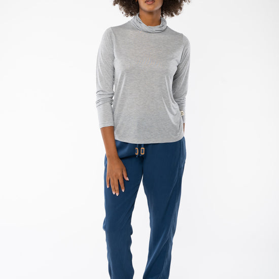 W-18822f-Rollkragenshirt-aus-Tencel-Onlineshop-Mode-ZEEGAHA-Heather-Grey-Vorne2