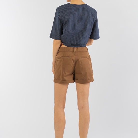 W-2050f-Micro-Chino-Shorts-aus-Bio-Baumwolle-Oeko-Klamotten-Frauen-ALDONNA-Braun-Vorne1