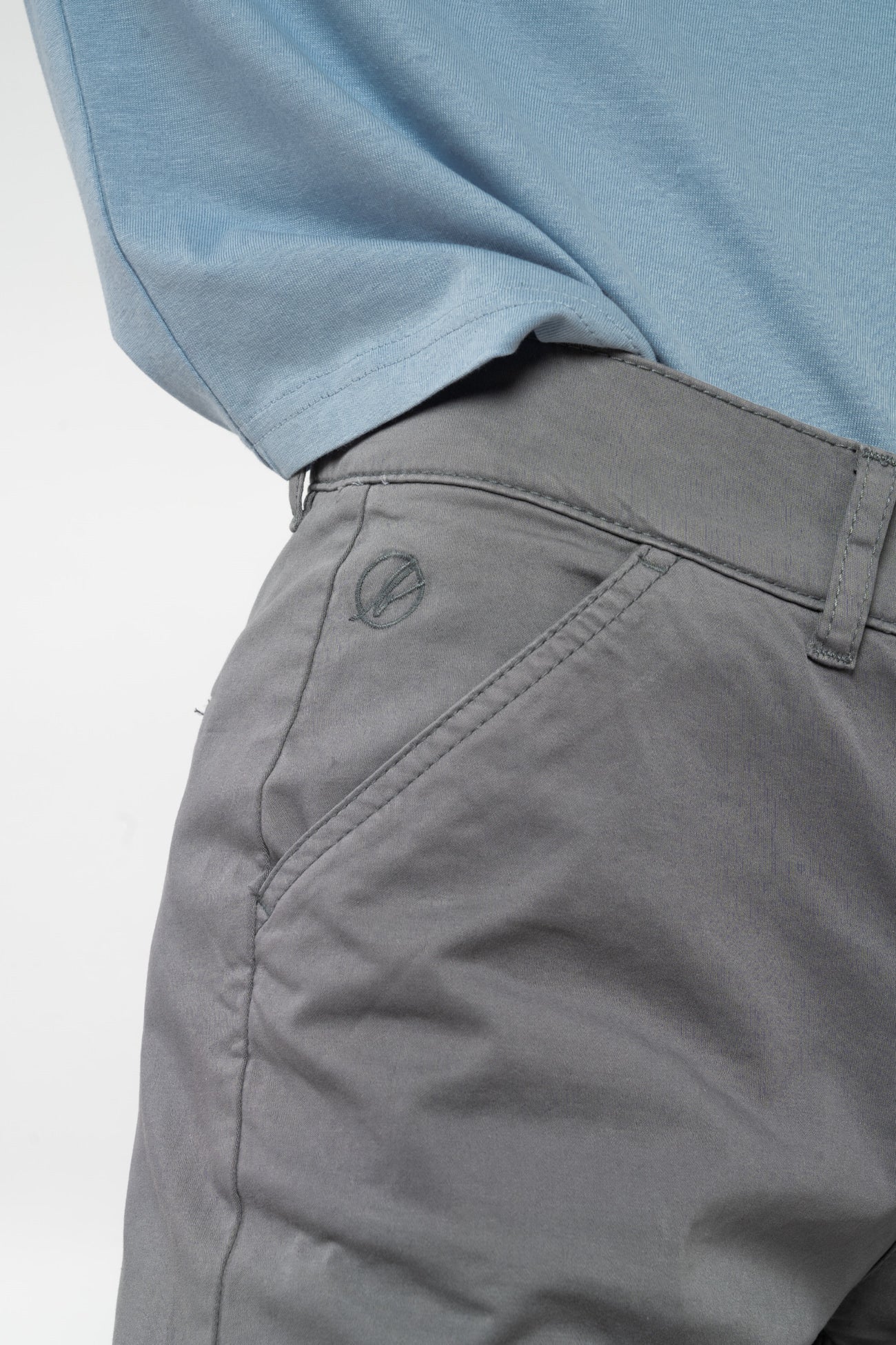 W-2249f-Grey-detail-2