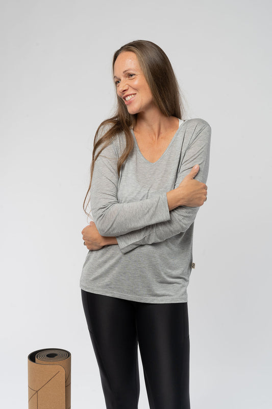 W-365-TENCEL-TM-Longsleeve-Damen-aus-Bio-Baumwolle-TENCEL-TM-Mode-Online-Shop-Grey-Melange-Vorne