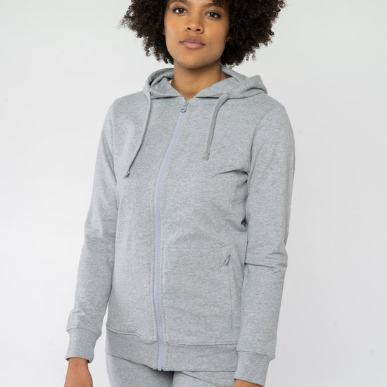 W-63241-LAMINA-Kapuzenjacke-aus-Bio-Baumwolle-Oeko-Mode-Frauen-ZELENKA-Grey-Melange-Vorne2