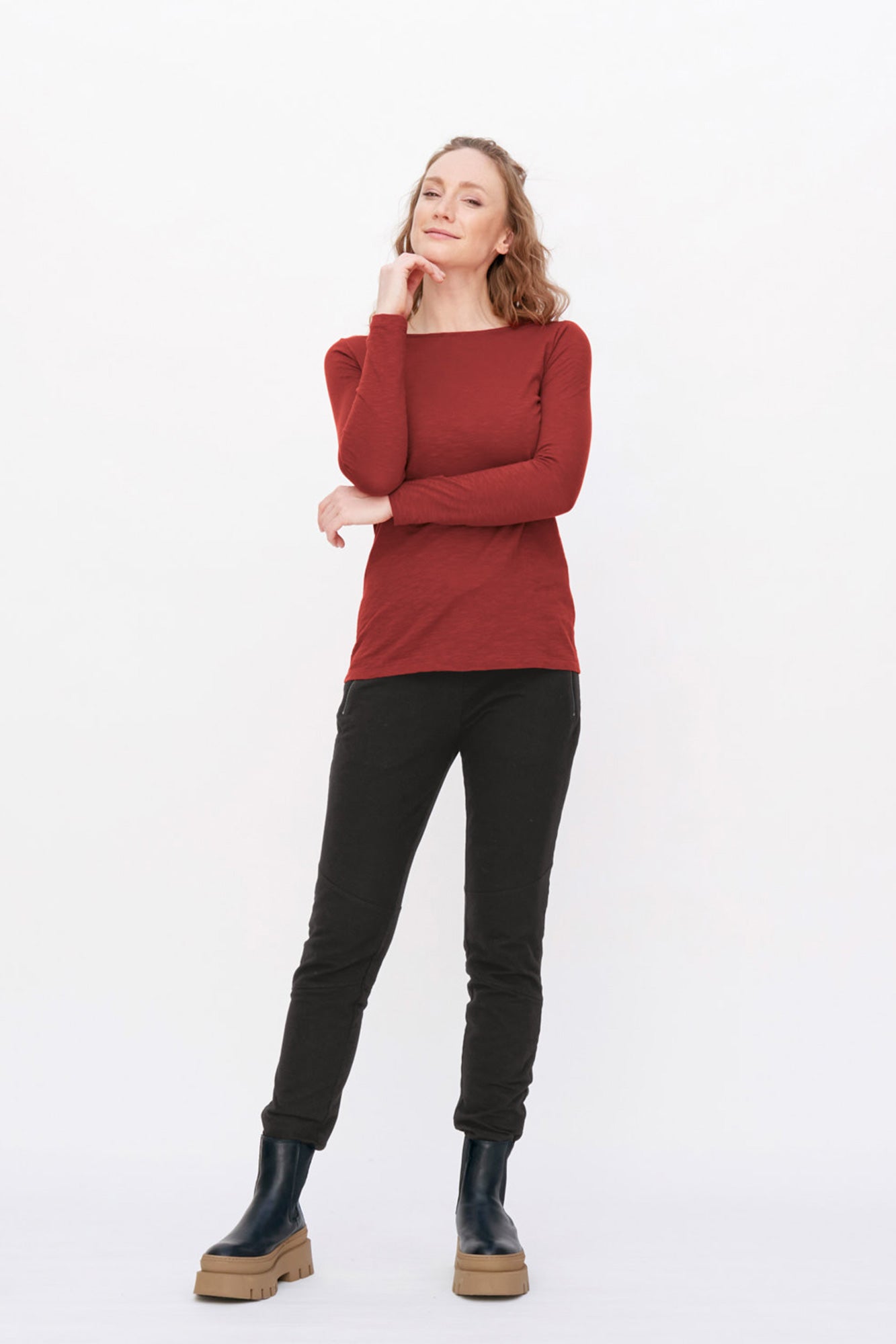 W-63879-HILLA-Longsleeve-Shirt-aus-Bio-Baumwolle-Kleidung-Bio-Baumwolle-MITROBELL-Burnt-Brick-Vorne1