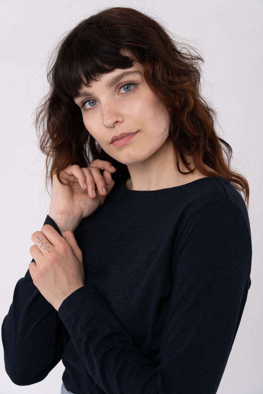 W-63879566-Longsleeve-Blue-HILLA4