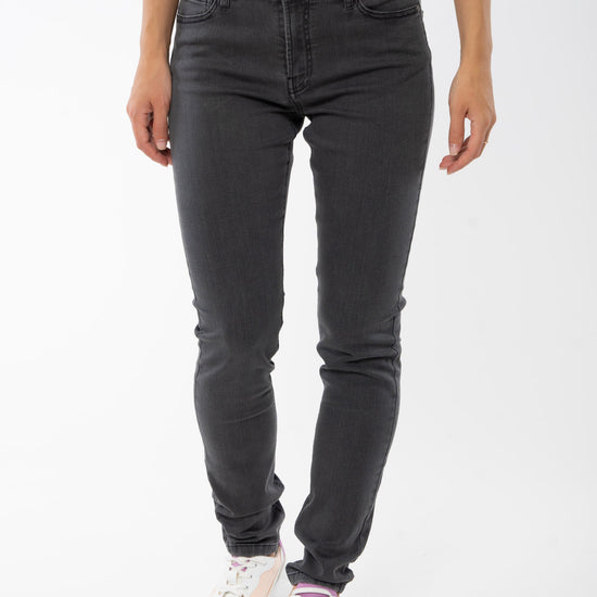 W-889fn-Max-Flex-Light-Jeans-aus-Bio-Baumwolle-Natuerliche-Mode-ADEORE-Grey-Vorne
