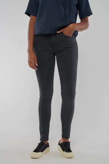 W-890t-Black-Washed-Jeans-Tencel
