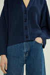 W-A301UE-NY1-Jasmine-Cardigan-aus-Bio-Baumwolle-Online-Shop-Mode-Frauen-LINDERA-Navy-Vorne_4
