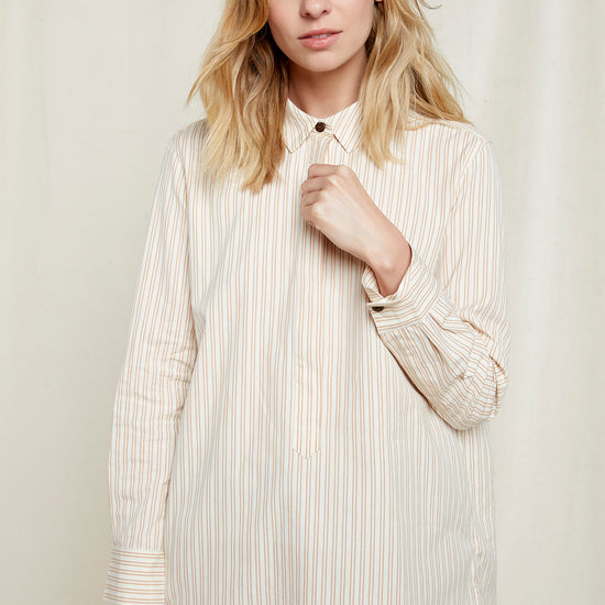 W-B007UF-WH1-Liza-Striped-Shirt-aus-Bio-Baumwolle-Fair-Trade-T-Shirt-Frauen-VIBULANA-Off-White-Vorne_1