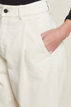W-B128UF-CM1-Alexis-Tapaered-Trousers-aus-Bio-Baumwolle-Mode-Kleidung-Frauen-OBASSI-Natural-Vorne_3