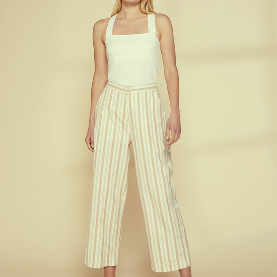 W-C056UG-Emerson-Gestreifte-Hosen-aus-Bio-Baumwolle-Fair-Produzierte-Kleidung-Frauen-TROTTI-Stone-Stripe-Vorne