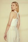 W-C056UG-Emerson-Gestreifte-Hosen-aus-Bio-Baumwolle-Fair-Produzierte-Kleidung-Frauen-TROTTI-Stone-Stripe-Vorne2